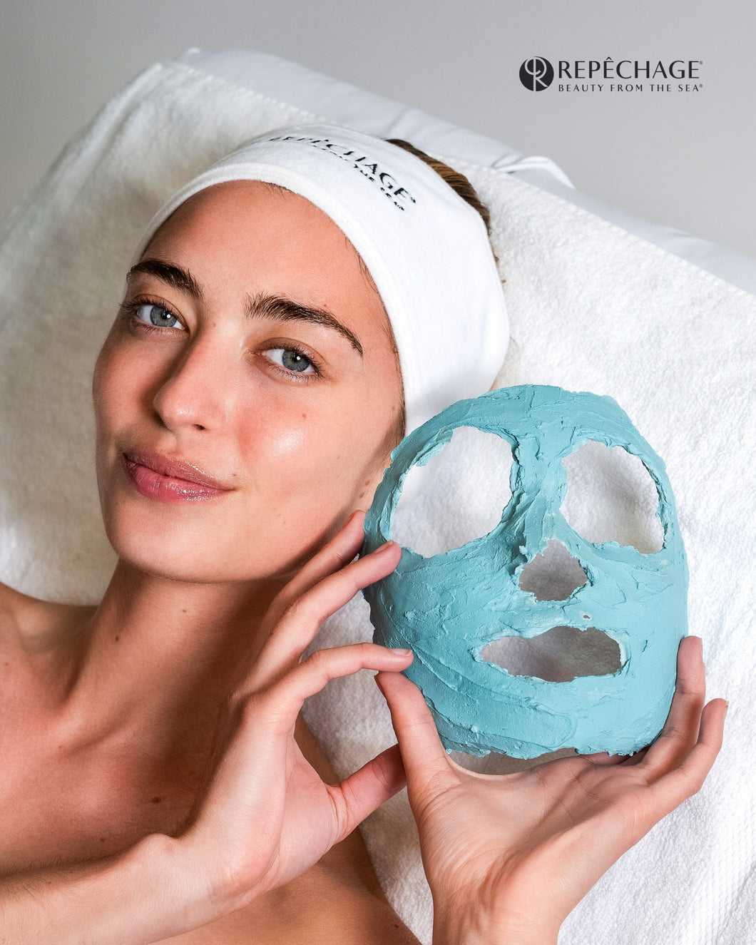 CRYO-LIFT PEPTIDE FACIAL